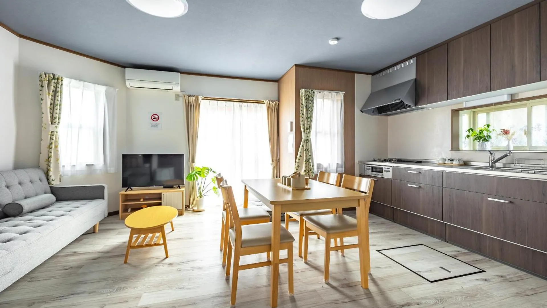 江の島home Fujisawa 0*,  Japón
